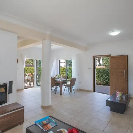 Lito Villa Protaras